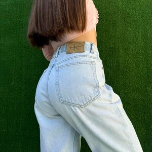 Vintage 90s light wash high waisted Calvin Klein jeans sz 10